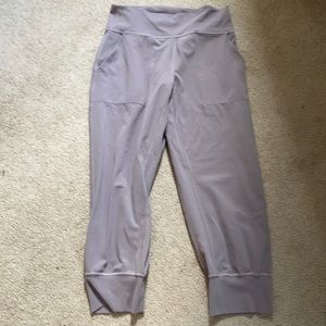 Lululemon Align crop jogger size 8 purple/mauve